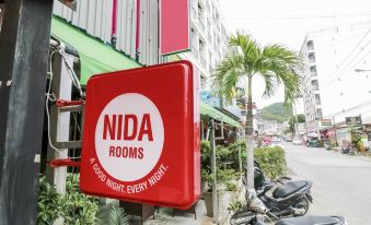 Nida Rooms Patong Diamond 78 Phang at New Life Phuket Design Hotel