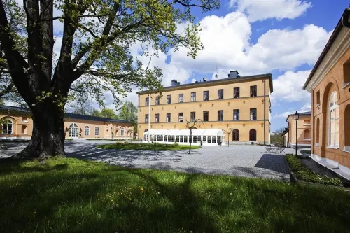 Ulfsunda Slott فنادق في Bromma