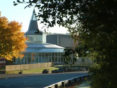 Alona Hotel Hotels in Hamilton