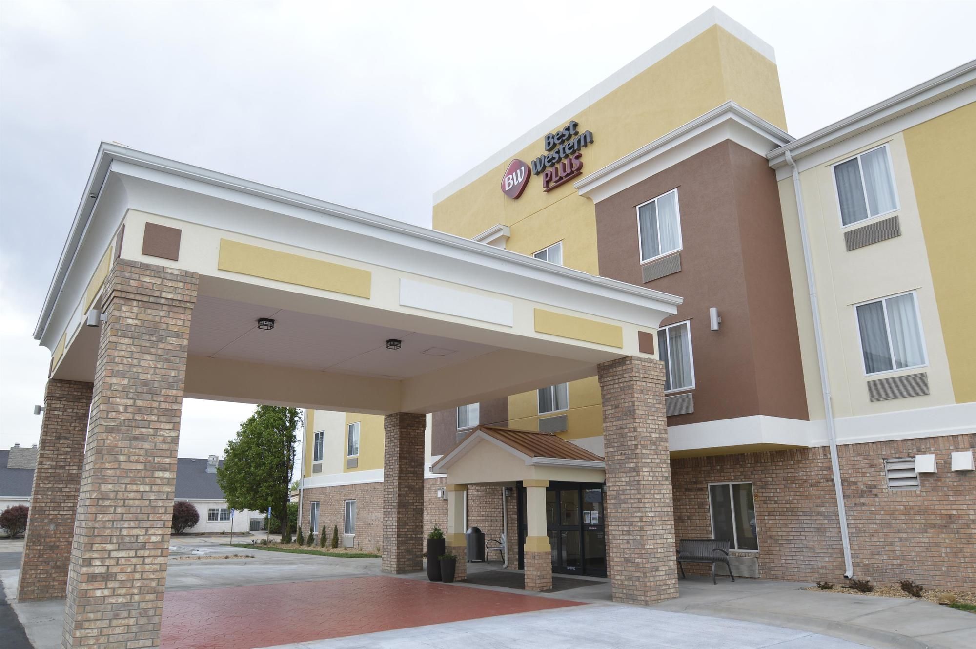 Best Western Plus Liberal Hotel & Suites