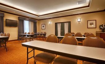 Best Western Plus First Coast Inn  Suites