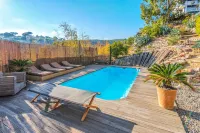 Hotel de La Plage - Mahogany