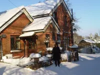 Anand Lodge Hotels in Pembury