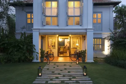 23 Love Lane Hotel
