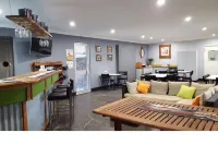 Beagle Hotel Hotels in Lansdowne