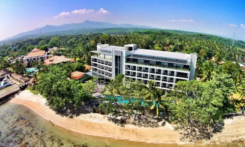 Aston Anyer Beach Hotel