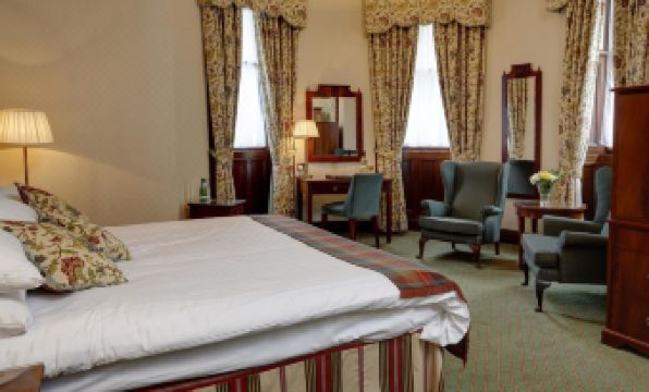 Cartland Bridge Hotel - Housity