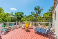 L'Etoile Apartments Part of the Oasis Casita Collection