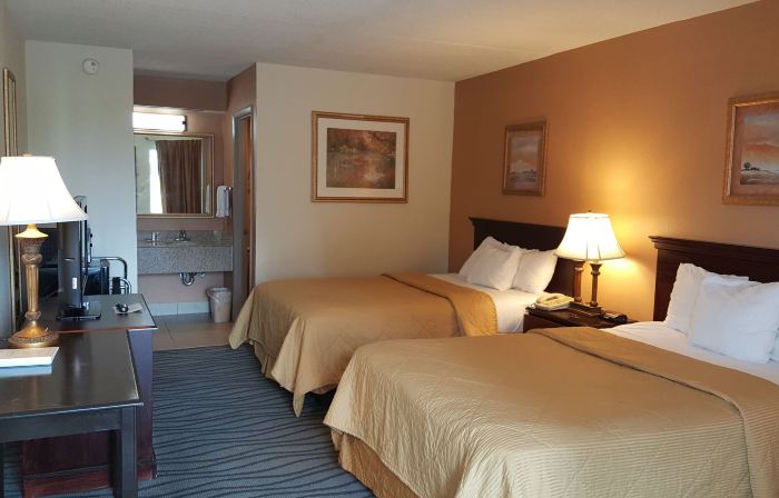 Executive Inn and Suites