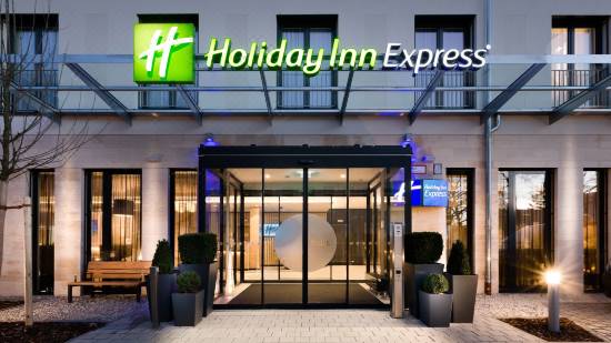23+ toll Bild Holiday Inn Luxembourg : Holiday Inn Express Merzig An Ihg Hotel Merzig 3 Deutschland Von 88 Hotel Mix : Find family friendly resorts and book accommodations online for the best rates guaranteed.