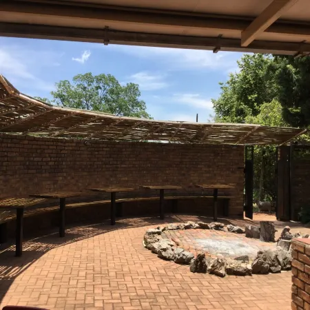 At the Rocks Country Estate