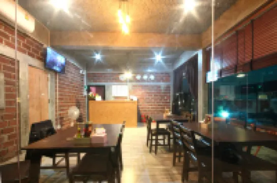 ดิ ไอรีน โฮเต็ล