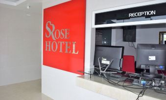 S Rose Hotel