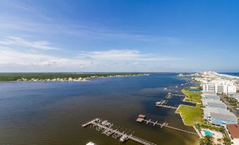 Lagoon Tower by Luxury Gulf Rentals