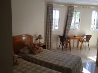 Motel Paris Dakar Hôtels à proximité de : Corniche de Nador