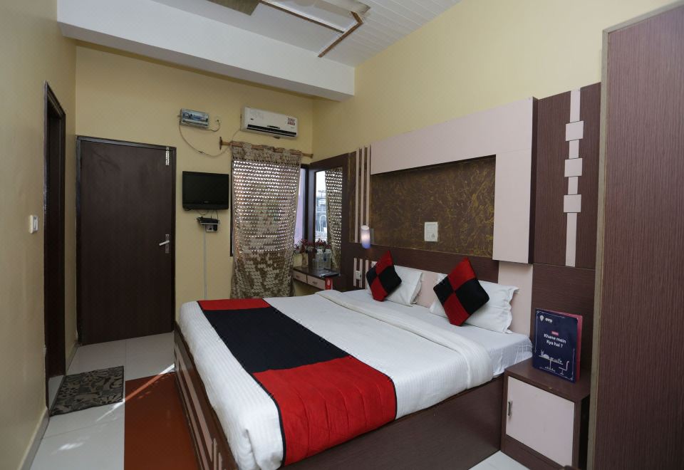 Melbourne Inn Agra - Housity