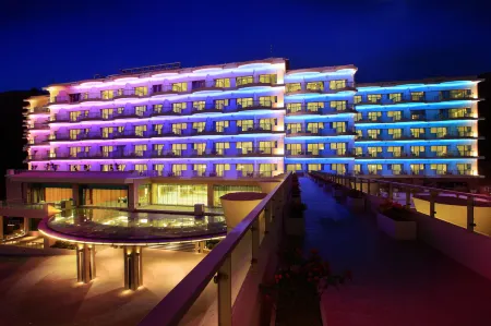 H Resort