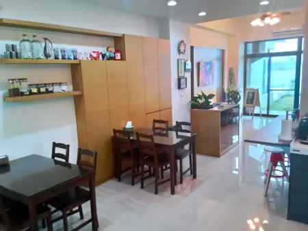 Rainbowsea Hostel Отели рядом с достопримечательностью «Национальный пейзаж Чуйху»