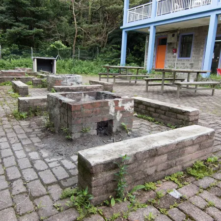 YHA Ngong Ping SG Davis Youth Hostel (Lantau Island) Отели рядом с достопримечательностью «Аутлет Citygate»