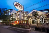 Narapati Syariah Hotel & Convention Hotel a South Lingkar