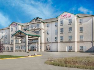 Ramada by Wyndham Clairmont/Grande Prairie