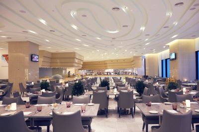 レストラン グランド イオン デリーマン ホテルの写真