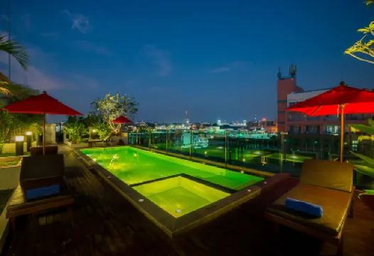 Sunshine Hip Hotel Các khách sạn gần Con đường bãi biển