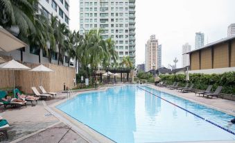 New World Makati Hotel