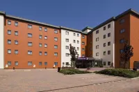 Portsmouth Port Solent Hotels near Park Building