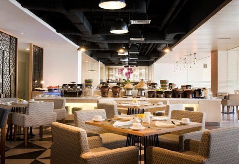 Hotel Santika Mega City - BekasiOver view