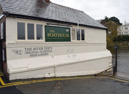 The Boathouse Inn & Riverside Rooms