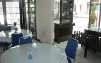 Kurnia Jaya Hotel Hôtels à : Mataram