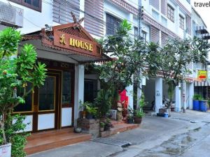 A House Boutique Guesthouse