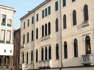 Ai Patrizi di Venezia
