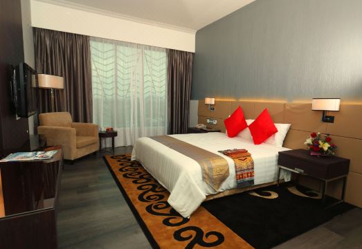 TH 호텔 알로르 세타르