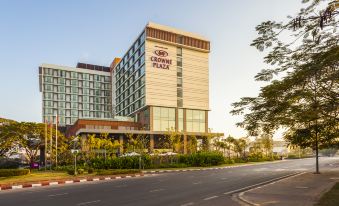 Crowne Plaza Vientiane, an IHG Hotel