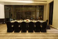 皇冠假日飯店-浦那市中心 - 早餐