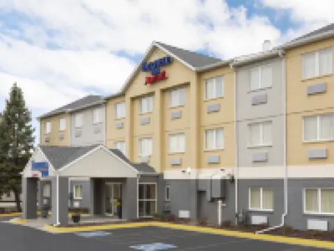 Dubuque Inn & Suites Hotels in Dubuque