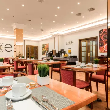 Exe Salamanca Отели рядом с достопримечательностью «Сан-Эстебан»