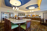 Holiday Inn Express & Suites DENVER EAST-PEORIA STREET by IHG - Breakfast