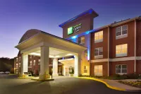 Holiday Inn Express & Suites Manassas Hotels near In & Out
