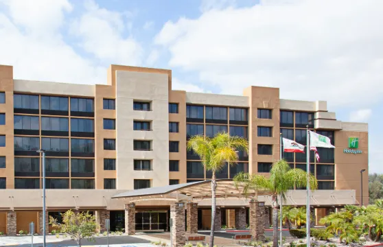 假日酒店鑽石吧波莫納 - IHG 旗下酒店