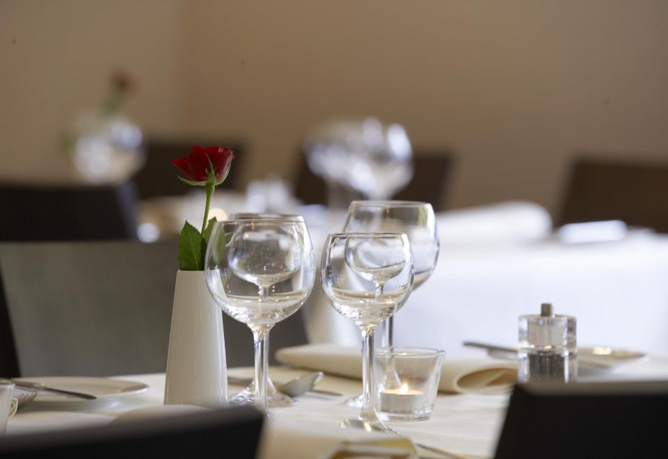 2. 인터시티호텔 베..