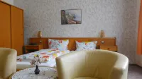 Hotel Pension am Kurmittelhaus Hotels in Wildemann
