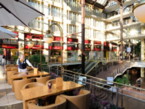 โรงแรมมารีทิม เคิล์น โรงแรมในโคโลญ