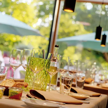 Nells Park Hotel