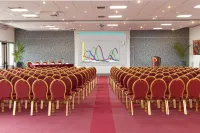 Hotel Plaza - Site du Futuroscope Hotels in Шассней-дю-Пуату