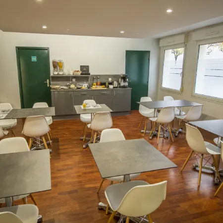 Kosy Appart'hôtel le Champ de Mars Reims