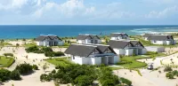 Mequfi Beach Resort Hotel di 