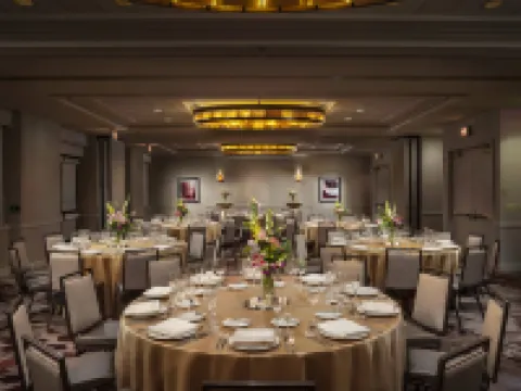 Chicago Marriott Suites Deerfield Hotels in Deerfield